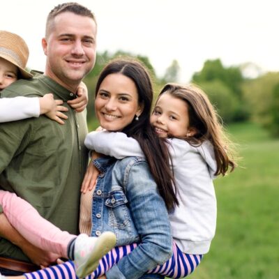 Attivita aria aperta con famiglia